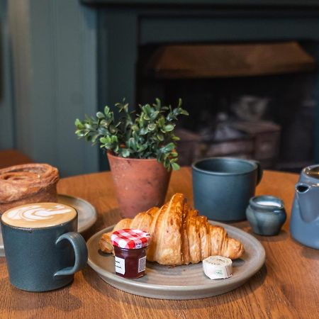 The Lazy Goose - Coffee House & Bedrooms Claypits ห้อง รูปภาพ